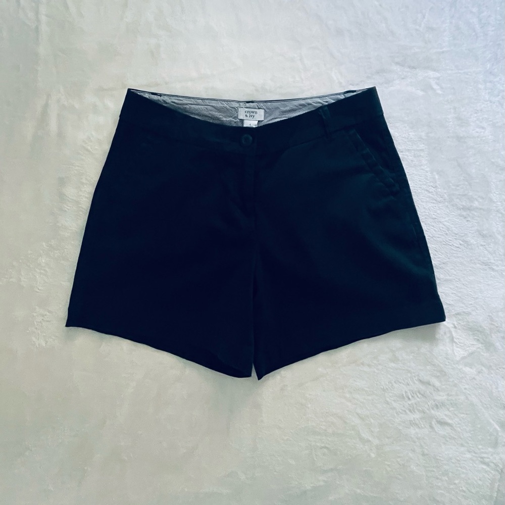 Crown & Ivy black Caroline Shorts (4)